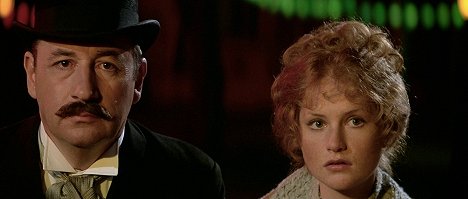 Philippe Noiret, Isabelle Huppert - Soudce a vrah - Z filmu