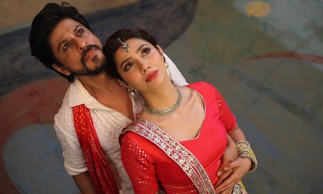 Shahrukh Khan, Mahira Khan - Raees - Van film