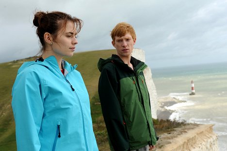 Hayley Atwell, Domhnall Gleeson - Black Mirror - Volto já - Do filme