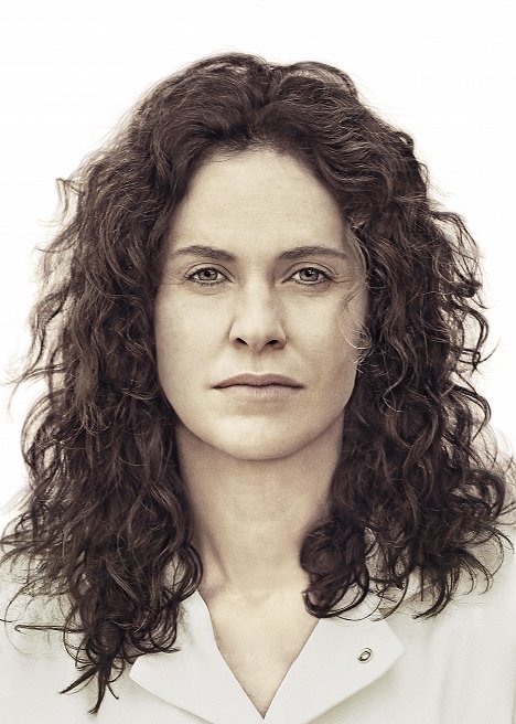 Amy Brenneman - Pozůstalí - Promo