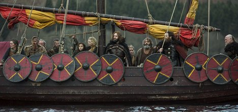 Jasper Pääkkönen, Peter Franzén, Maude Hirst, Clive Standen - Vikings - Böses Blut - Filmfotos