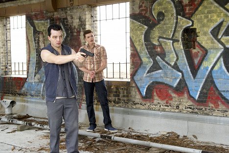 Noel Fisher, Cameron Monaghan - Hříšníci - A Long Way from Home - Z filmu