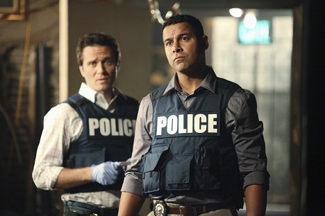 Seamus Dever, Jon Huertas - Castle na zabití - Smrtelná známost - Z filmu