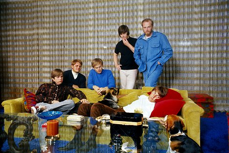 Carl Wilson, Bruce Johnston, Al Jardine, Brian Wilson, Mike Love, Dennis Wilson - Classic Albums: The Beach Boys – Pet Sounds - Z filmu