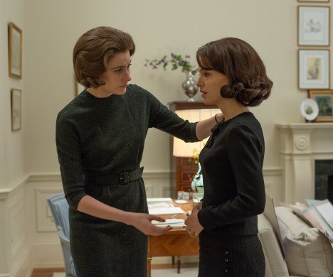 Greta Gerwig, Natalie Portman - Jackie - Photos