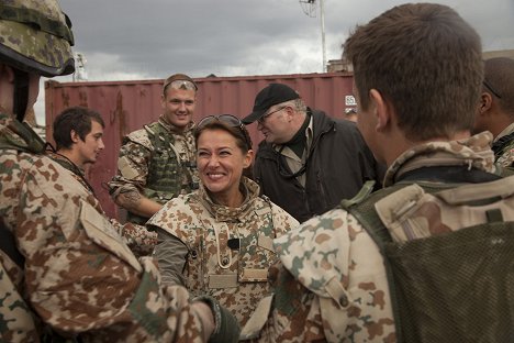 Sidse Babett Knudsen, Bjarne Henriksen - Gefährliche Seilschaften - Einsatz in Afghanistan - Filmfotos