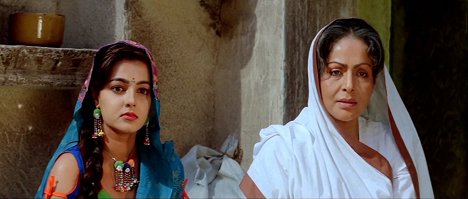 Mamta Kulkarni, Rakhee Gulzar - Karan Arjun - De la película