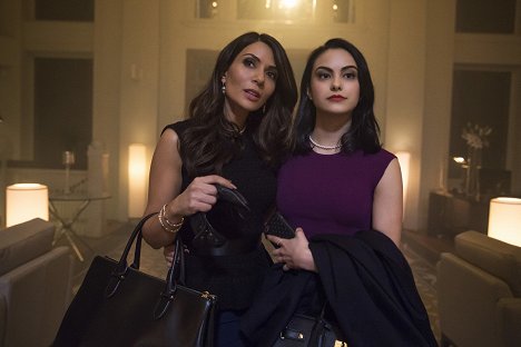 Marisol Nichols, Camila Mendes - Riverdale - Chapter One: The River's Edge - Photos