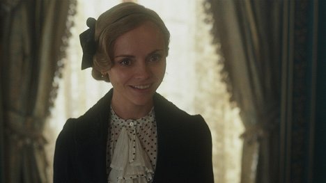 Christina Ricci - Z: The Beginning of Everything - You, Me and Us - Photos