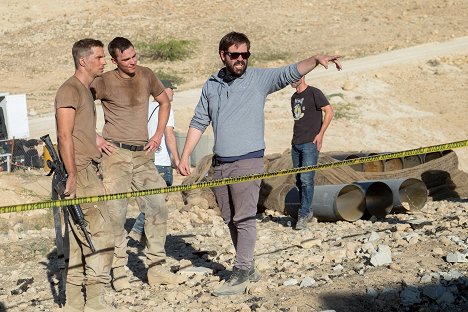 Logan Marshall-Green, Nicholas Hoult, Fernando Coimbra - Sand Castle - Dreharbeiten