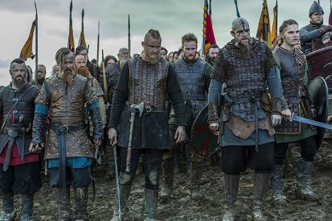 Jasper Pääkkönen, Peter Franzén, Alexander Ludwig, Jordan Patrick Smith, Gustaf Skarsgård, David Lindström - Vikingos - El ajuste de cuentas - De la película