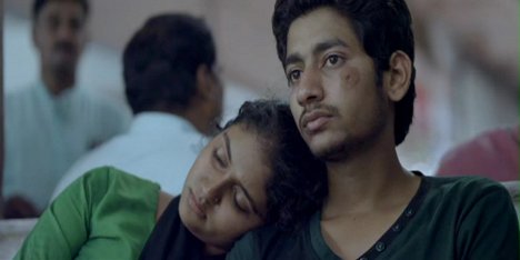Rinku Rajguru, Akash Thosar - Sairat - Van film