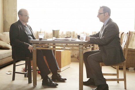 Enrico Colantoni, Michael Emerson - Lovci zločinců - Den, kdy se změnil svět - Z filmu