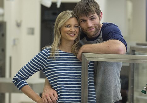 AJ Michalka, Liam McIntyre - Apple of My Eye - Z filmu