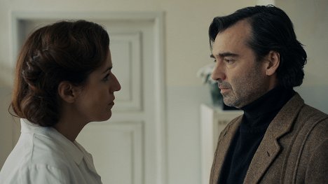 Soňa Norisová, Pavel Řezníček - Škoda lásky - Zamilovaná - De la película