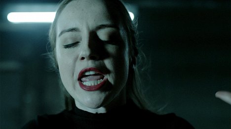 Kacey Rohl - The Magicians - Divine Elimination - Kuvat elokuvasta