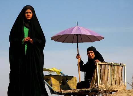 Mobina Aynehdar - Niloofar - Filmfotos