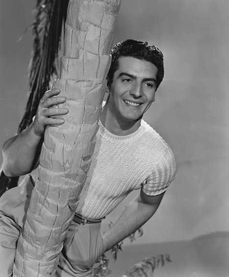 Victor Mature - Song of the Islands - Z filmu