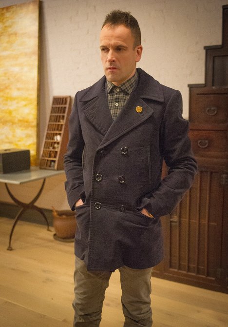 Jonny Lee Miller - Elementary - Die Fälle des Sherlock Holmes - Die Eine, die entkam - Filmfotos