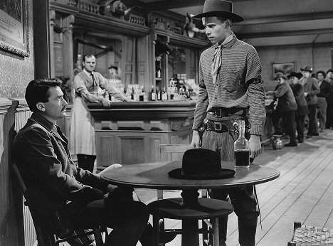 Gregory Peck, Karl Malden, Skip Homeier - A pisztolyhős - Filmfotók