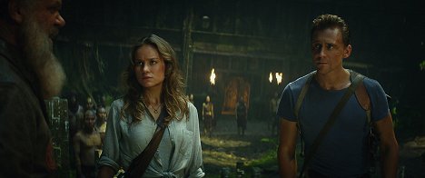 Brie Larson, Tom Hiddleston - Kong: Ostrov lebiek - Z filmu