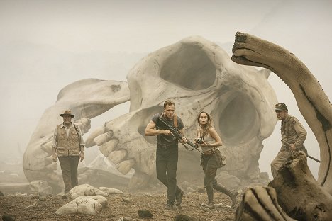 John Goodman, Tom Hiddleston, Brie Larson, John C. Reilly - Kong: Skull Island - Filmfotos