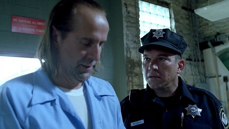 Peter Stormare, Wade Williams - Prison Break - Cell Test - Photos