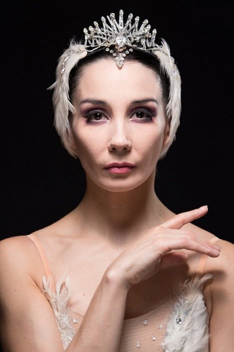 Tamara Rojo - Good Swan, Bad Swan: Dancing Swan Lake - Promóció fotók