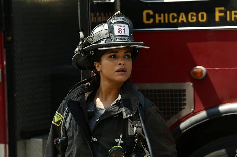 Monica Raymund - Chicago Fire - Let It Burn - Photos
