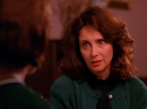 Mary Jo Deschanel - Twin Peaks - Traces to Nowhere - Photos