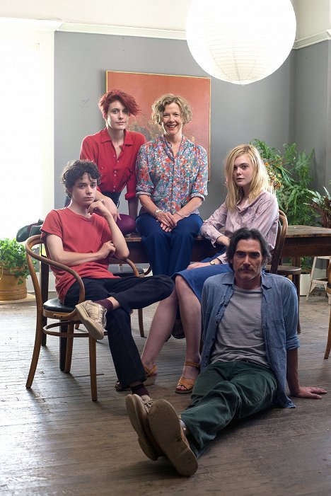 Lucas Jade Zumann, Greta Gerwig, Annette Bening, Elle Fanning, Billy Crudup - 20th Century Women - Promo