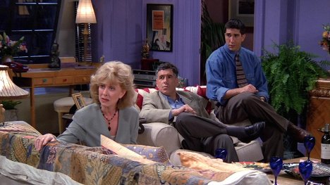 Christina Pickles, Elliott Gould, David Schwimmer - Friends - The One with the Sonogram at the End - Photos