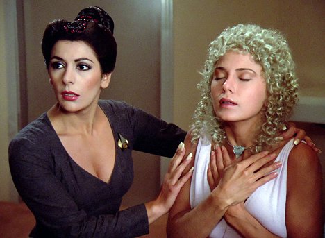 Marina Sirtis, Brenda Bakke - Star Trek: The Next Generation - Justice - Photos