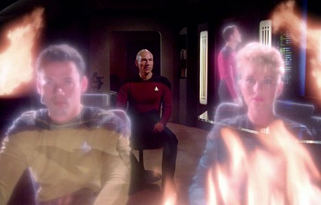 Patrick Stewart, Schae Harrison - Star Trek: La nueva generación - La batalla - De la película