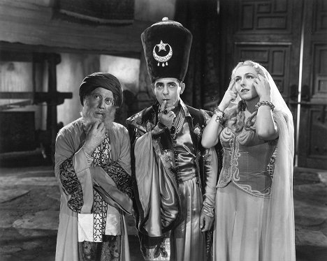 Maurice Cass, Eddie Cantor, Virginia Field - Ali Baba Goes to Town - Filmfotos