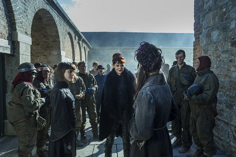 Ally Ioannides, Emily Beecham - Into the Badlands - Chapter VII: Tiger Pushes Mountain - Photos