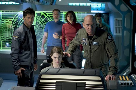 Joe Flanigan, David Hewlett, Torri Higginson, Mitch Pileggi - Stargate Atlantis - Der Eindringling - Filmfotos
