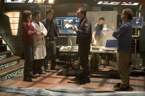 Torri Higginson, Paul McGillion, Joe Flanigan, David Hewlett, David Nykl - Stargate Atlantis - Duet - Film