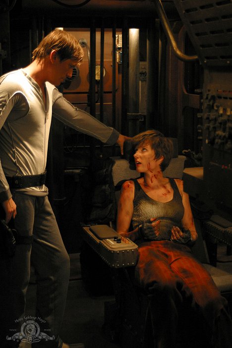 Corin Nemec, Emily Holmes - Stargate Kommando SG-1 - Kianna’s Symbiont - Filmfotos