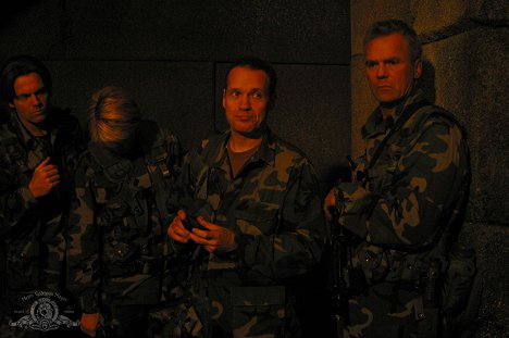 Jay Acovone, Richard Dean Anderson - Stargate Kommando SG-1 - Moebius - Teil 2 - Filmfotos