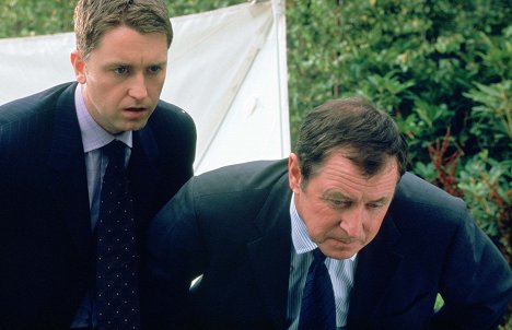 Daniel Casey, John Nettles - Vraždy v Midsomeri - Maľované krvou - Z filmu