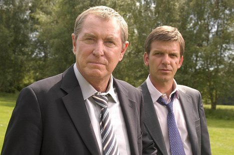 John Nettles, Jason Hughes - Inspecteur Barnaby - The Dogleg Murders - Film