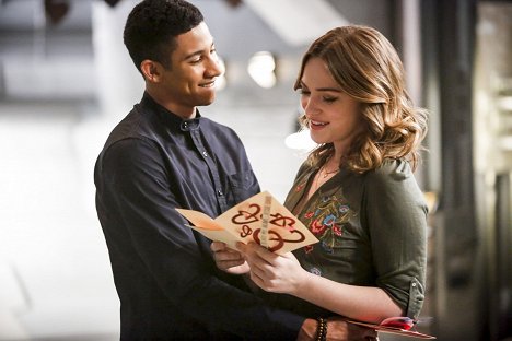 Keiynan Lonsdale, Violett Beane - The Flash - Attack on Central City - Photos
