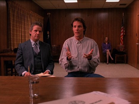 Chris Mulkey - Miasteczko Twin Peaks - Jednoręki - Z filmu