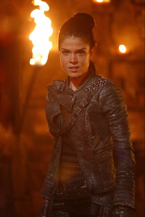 Marie Avgeropoulos - Prvních 100 - The Four Horsemen - Z filmu