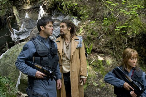 Joe Flanigan, Jason Momoa, Rachel Luttrell - Stargate Atlantis - Instinkt - Filmfotos