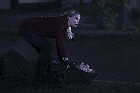 Jennifer Morrison - Once Upon a Time - Tougher Than the Rest - Photos