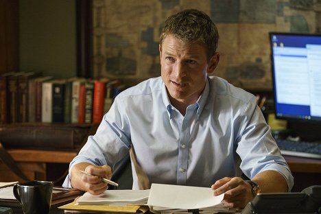 Philip Winchester - Chicago Justice - See Something - Z filmu