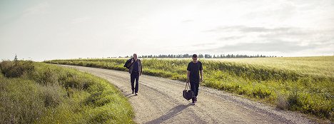 Heikki Nousiainen, Noah Kin - Saattokeikka - Filmfotos