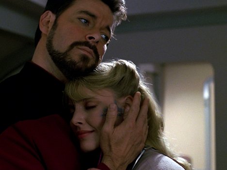 Jonathan Frakes, Lisa Wilcox - Star Trek: The Next Generation - The Vengeance Factor - Photos